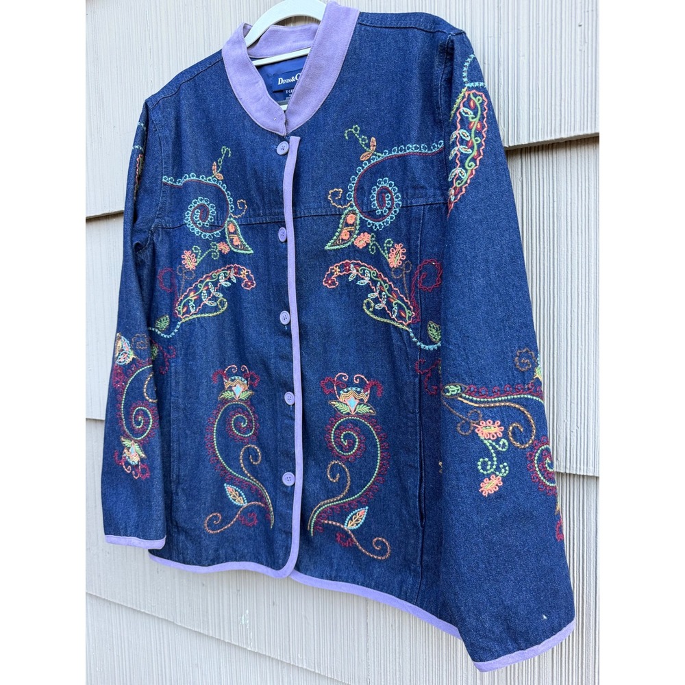 Denim & Co. Blue Embroidered Floral Denim Jacket Purple Trim Size XL Retro Boho